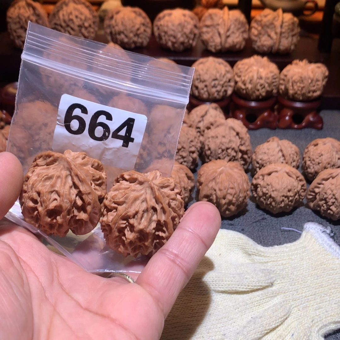 ****珉桃核把件苹果园664号10级福利