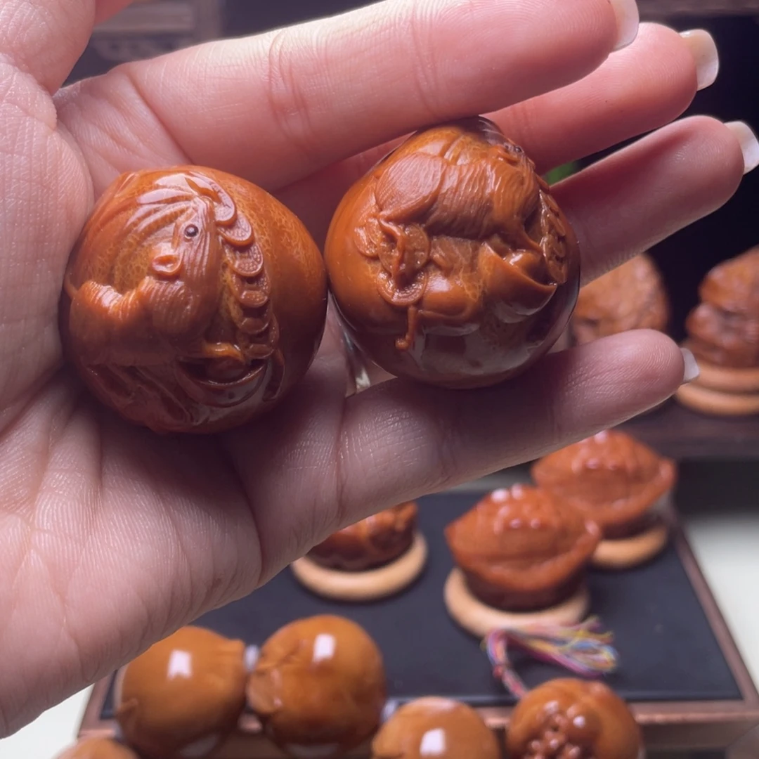 苏***勇吊坠橄榄核代代鼠钱手球3.5