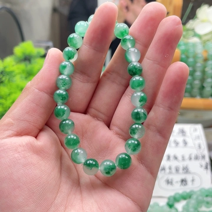 未镶嵌手链石英质玉（非洲翠）