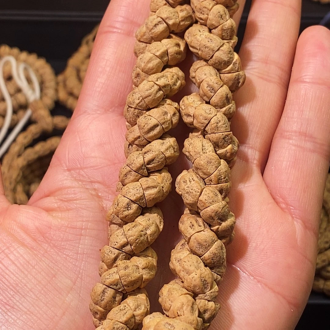 百***多柏香籽/百香籽吊坠