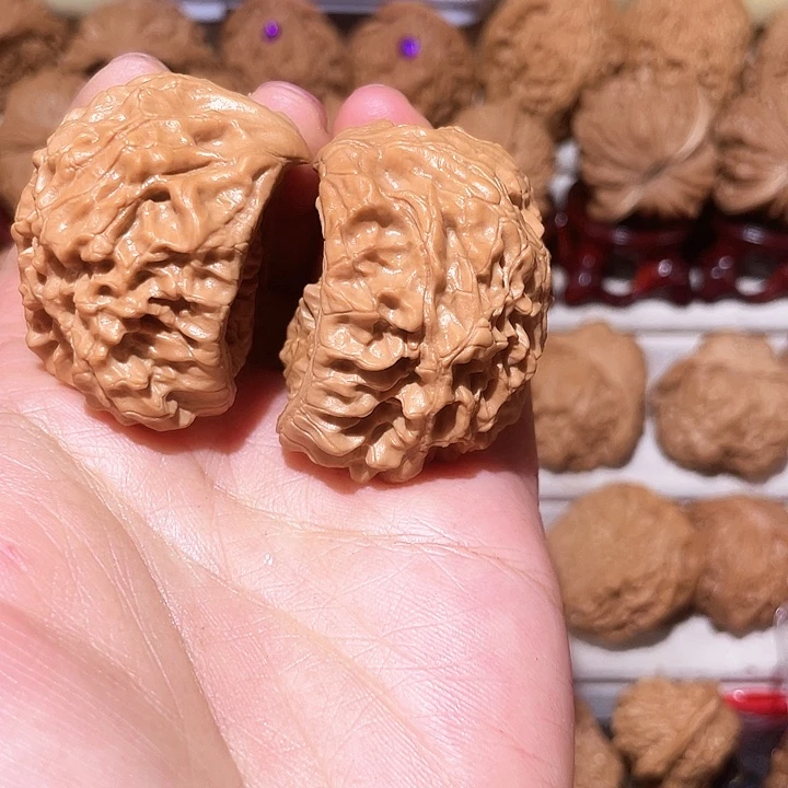 R***4文玩核桃把件聚宝盆42尺