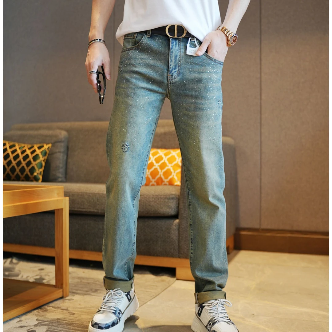 2025春季新款男士水洗烫钻高端小脚修身牛仔裤休闲百搭潮流简欧裤