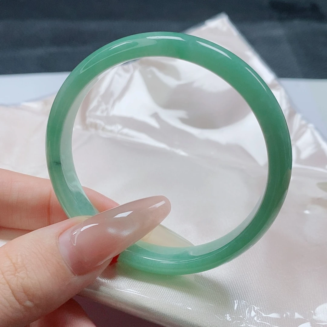 【闪购商品】未镶嵌手镯翡翠402号