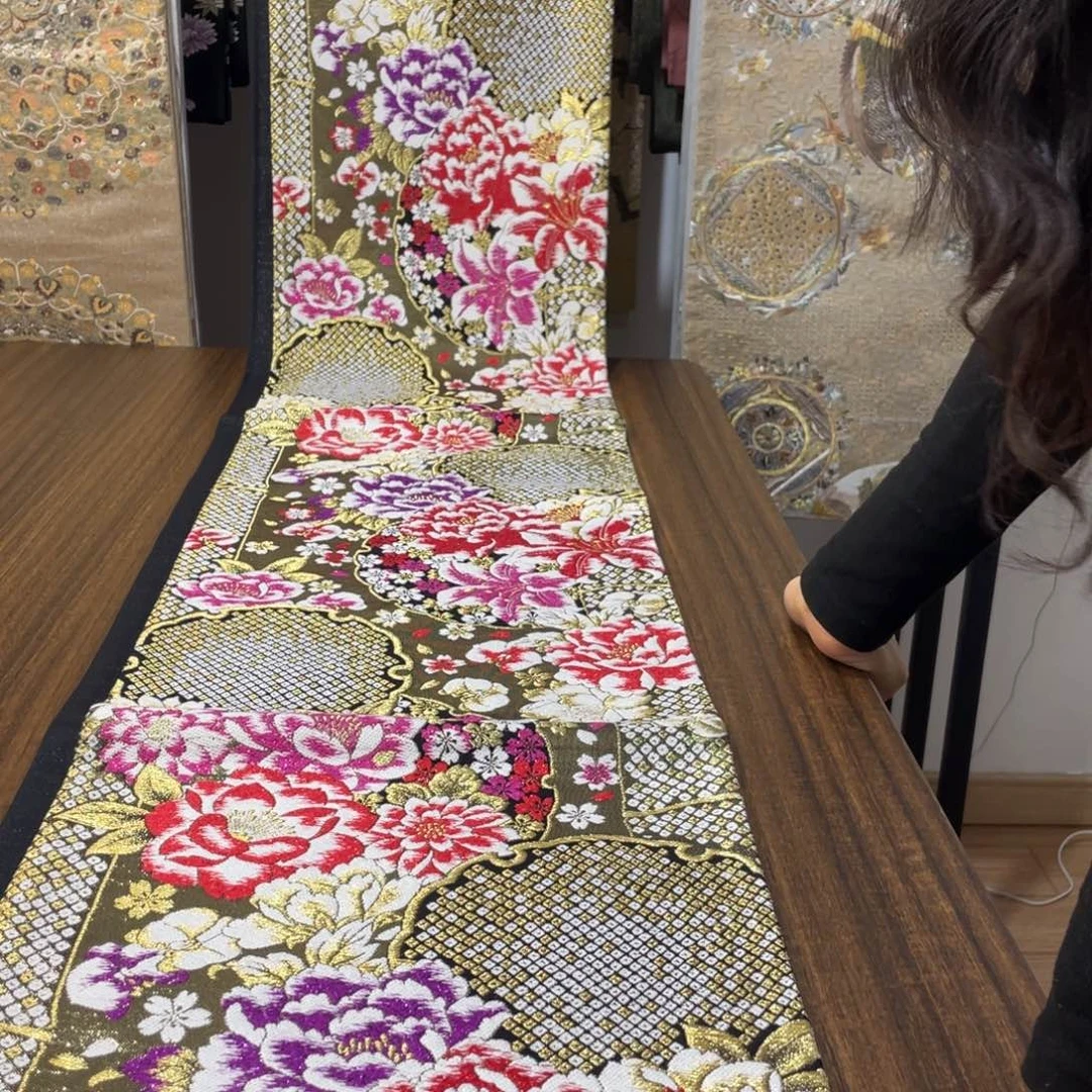 织绣17 唐锦西阵织桌旗