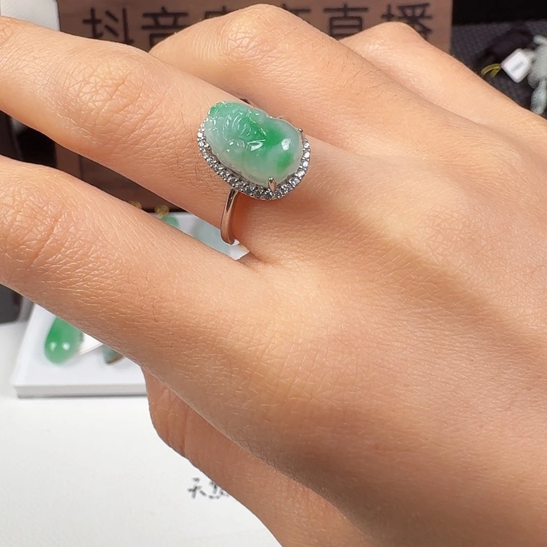 翡翠银S925镶嵌颈饰