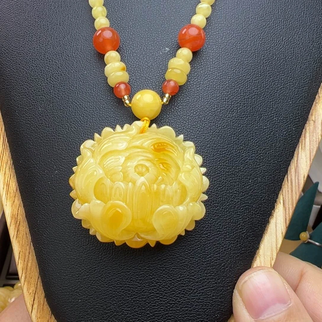 蜜蜡吊坠(赠链)未镶嵌