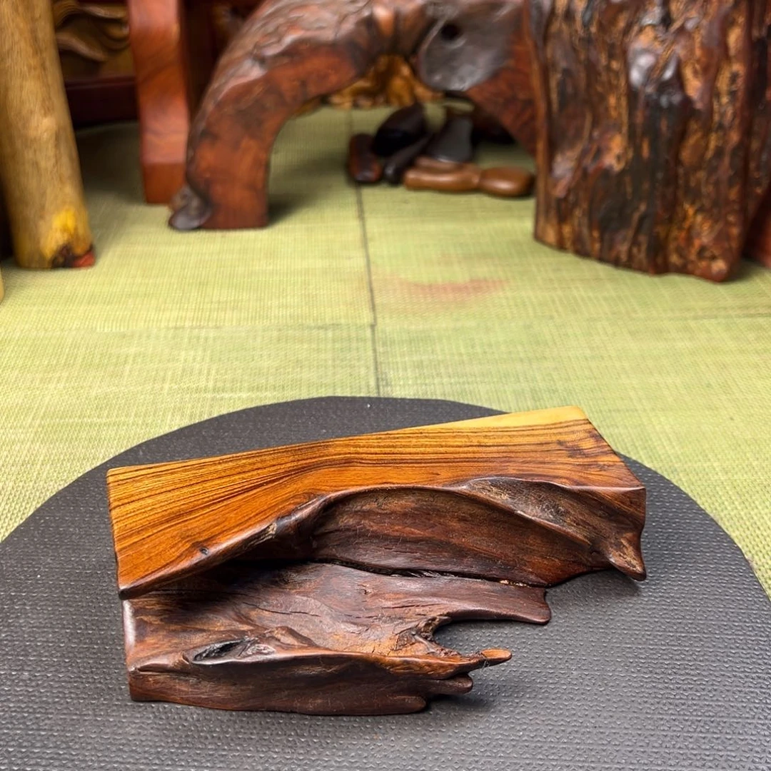 大果紫檀（缅甸花梨）松*