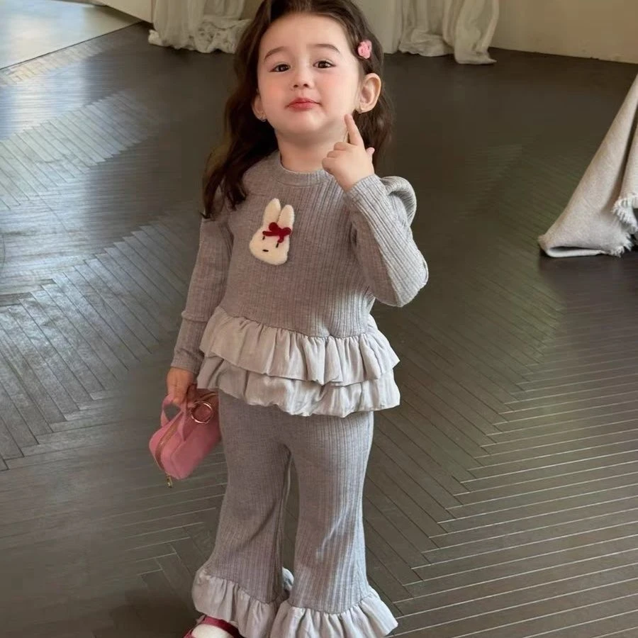 女童洋气套装25春秋新款小童韩版通风小童宝宝打底衫喇叭裤两件套