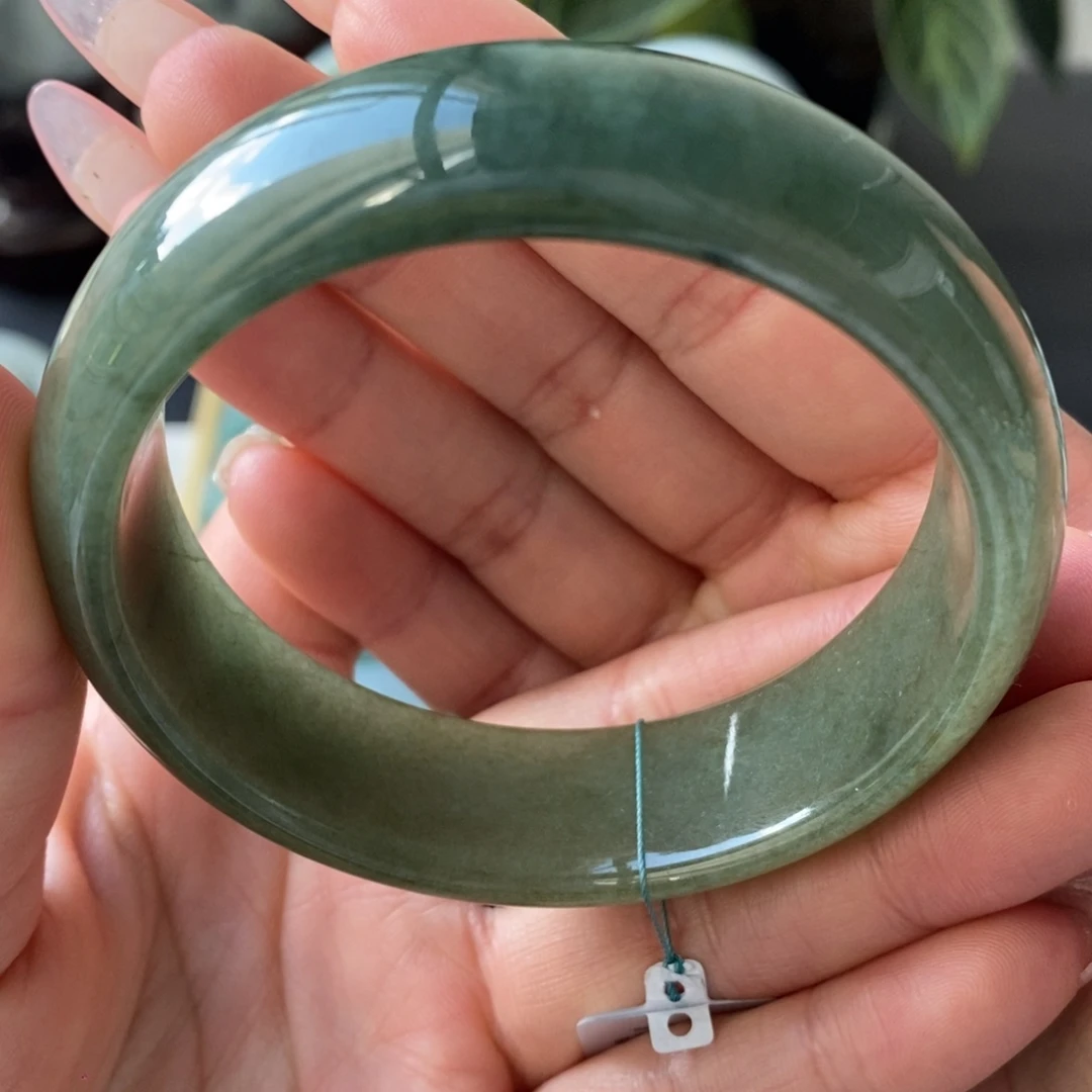 翡翠未镶嵌手镯天然