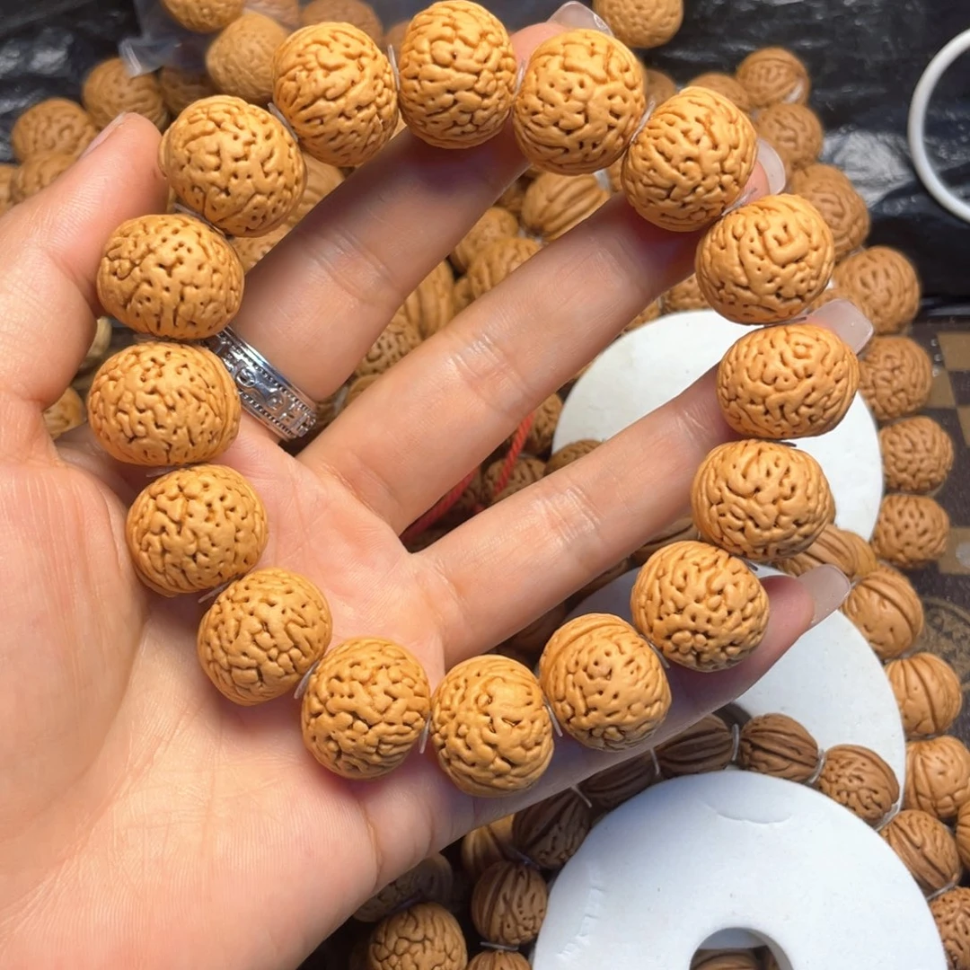 北***八木质类桃核手串20+王者南瓜