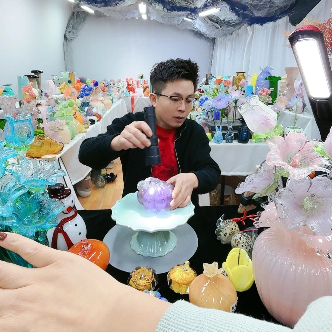 福利不退不换琉璃艺术品