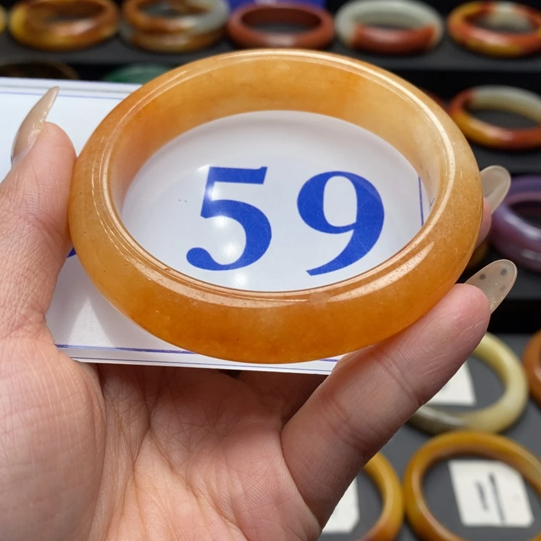 石英质玉（黄龙玉）手镯微瑕未镶嵌