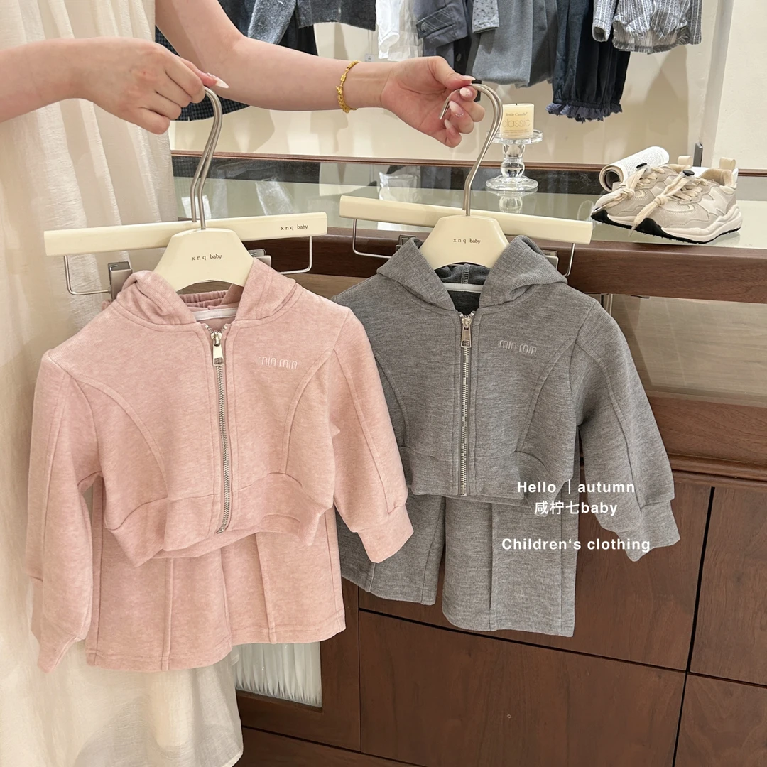 【咸柠七】韩系女童运动套装2025秋装洋气连帽拉链衫直筒裤两件套