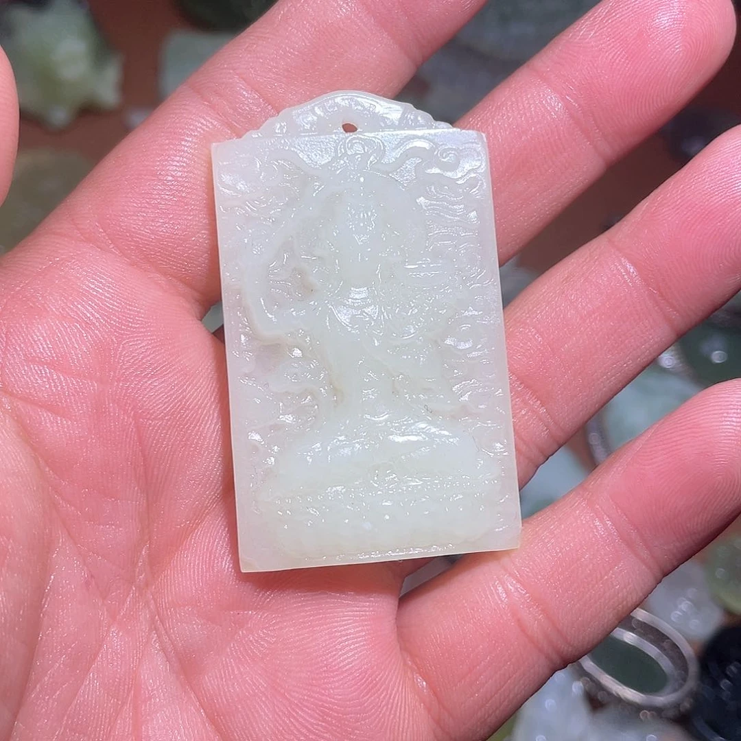 未镶嵌蛇纹石玉珠宝奇石就***看