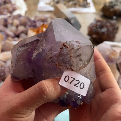 【闪购商品】未镶嵌大型摆件（非配饰）水晶快**士