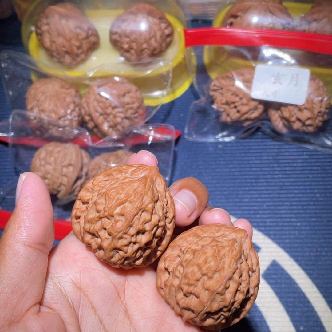 文玩核桃吊坠幺鸡37