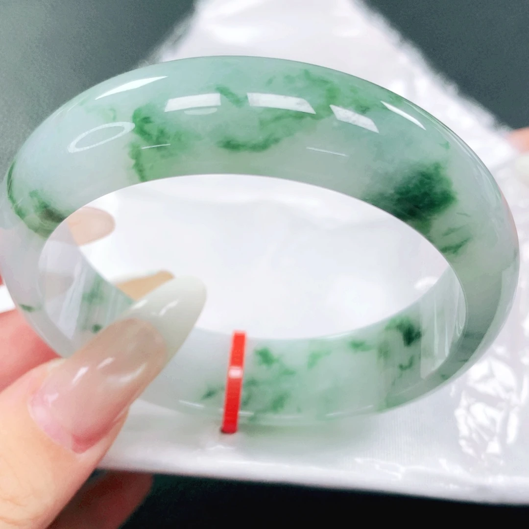 翡翠未镶嵌手镯56