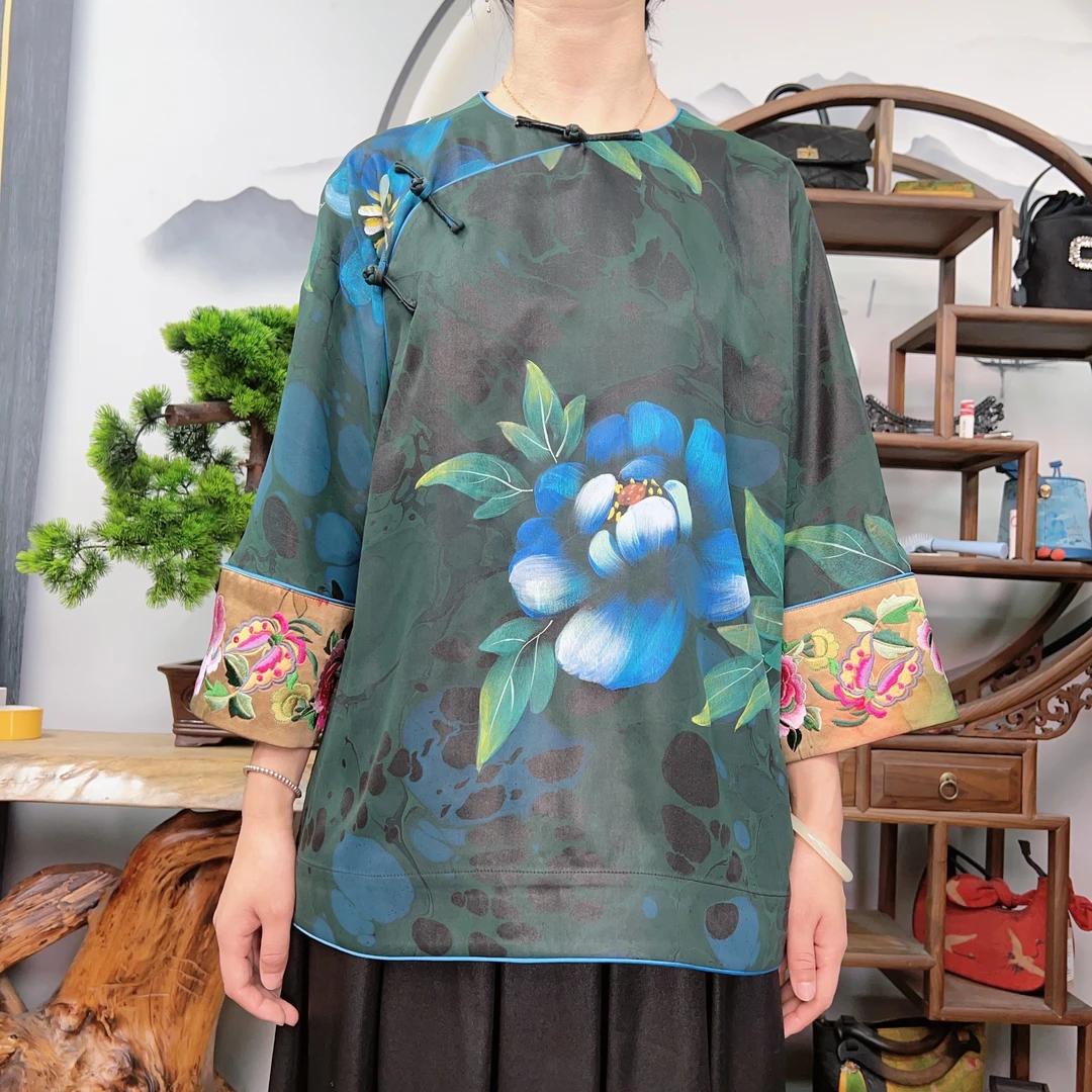 60姆米绿色墨池手绘手推绣100桑蚕丝