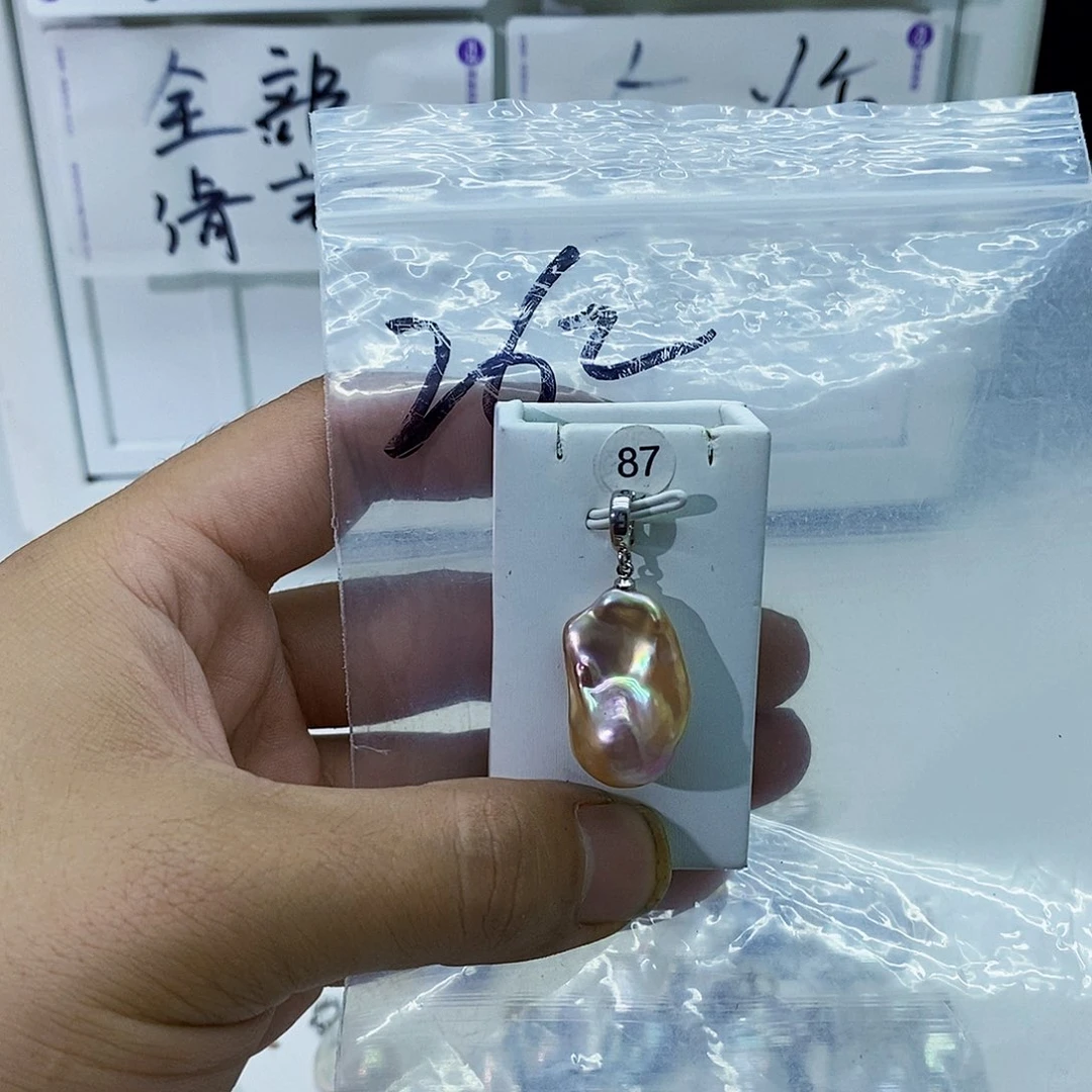 淡水珍珠合金颈饰