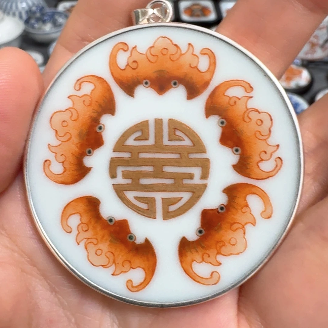 牛***哥瓷片金五福挂件一个