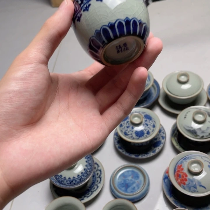 摆件青花宝相客杯jjj