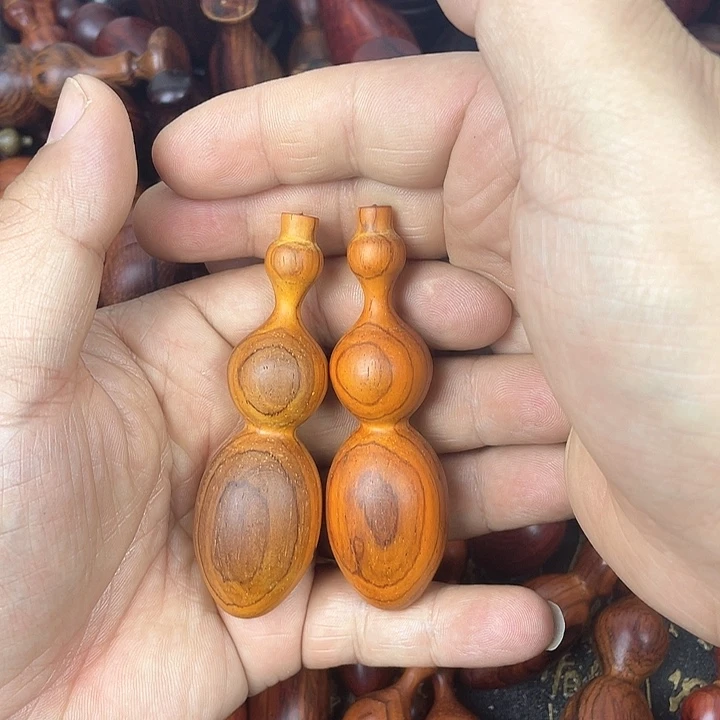 微凹黄檀（南美大红酸枝）只****猫