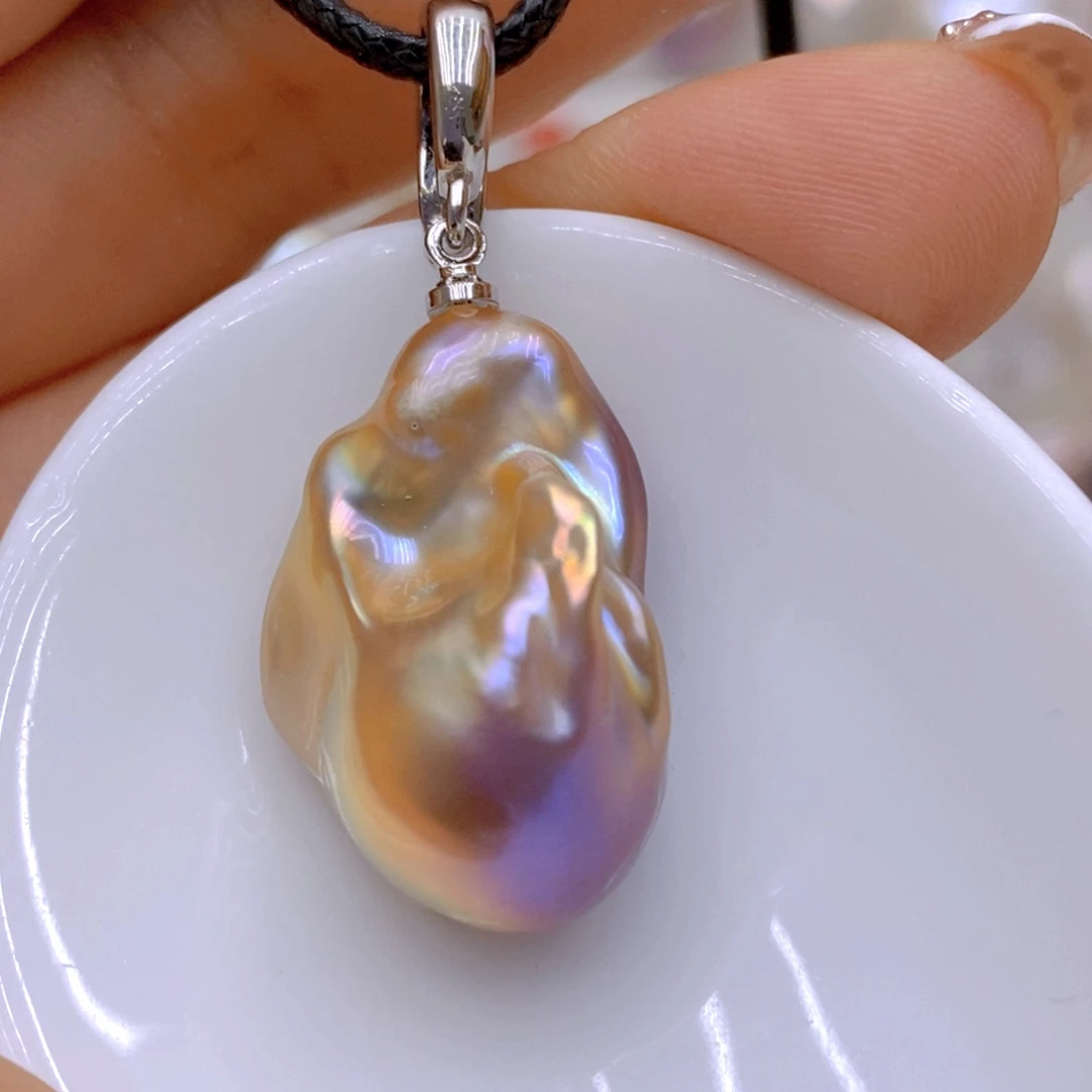 颈饰未镶嵌淡水珍珠