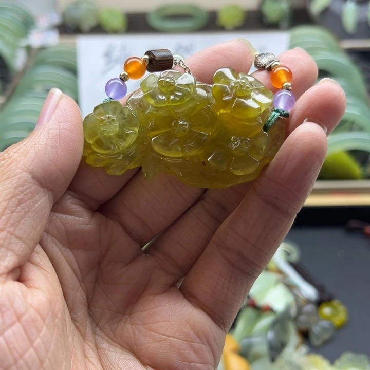 蛇纹石玉未镶嵌手镯13