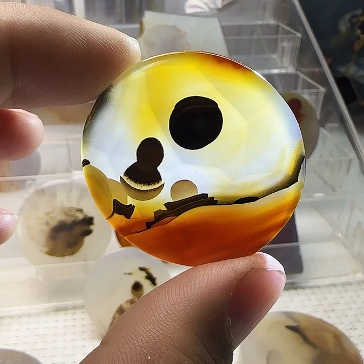 玛瑙/玉髓未镶嵌珠宝奇石