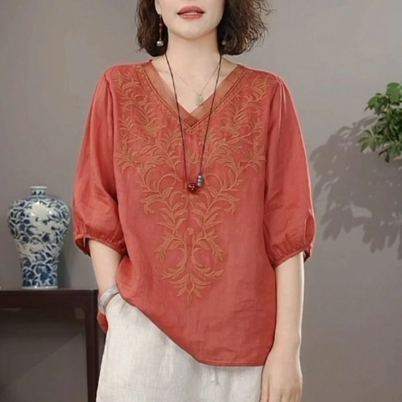 高端苎麻刺绣衬衫女2023年夏季薄款妈妈洋气亚麻上衣遮肚百搭小衫