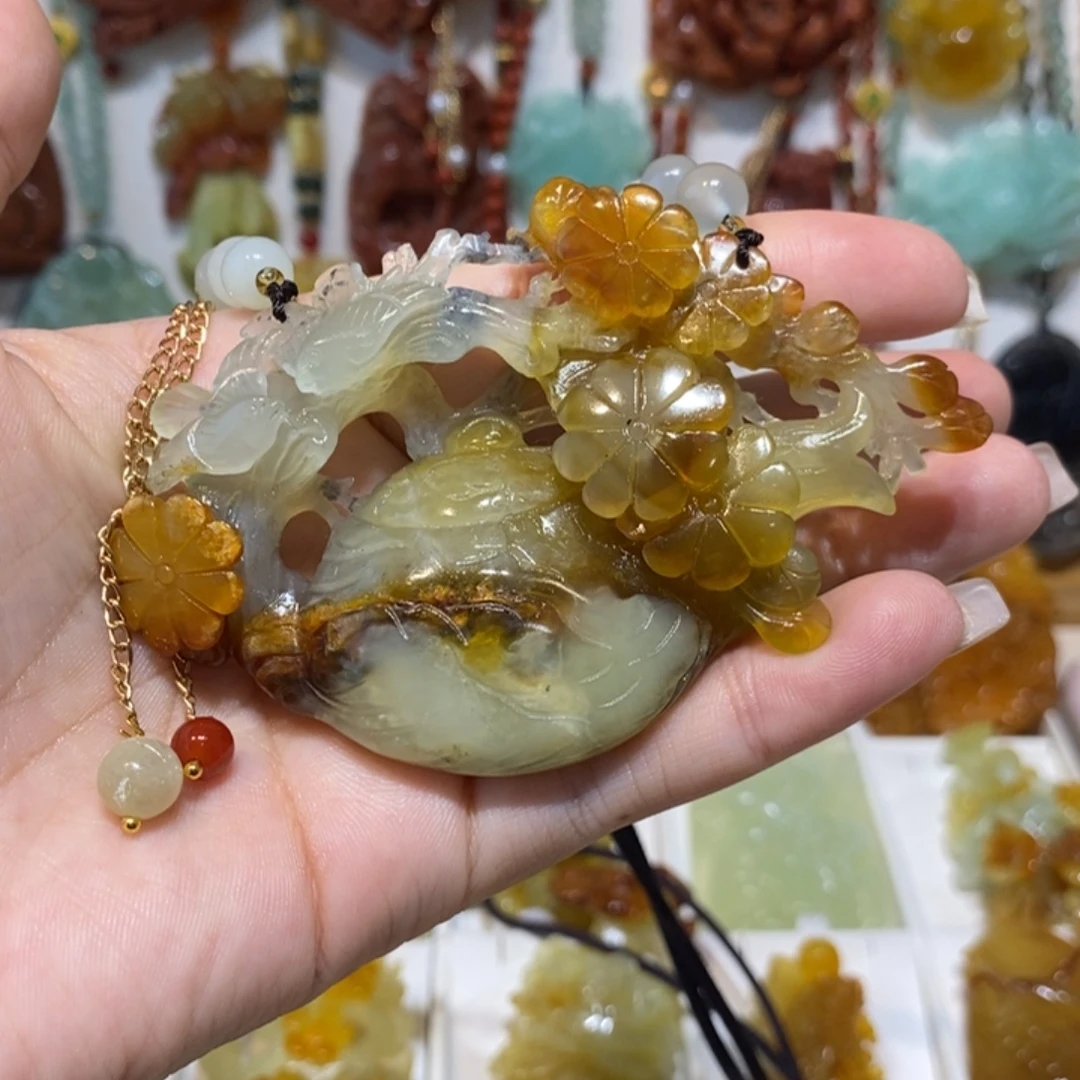 未镶嵌蛇纹石玉颈饰