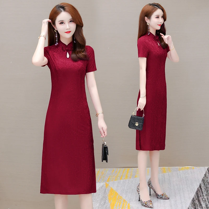 红色旗袍2025新款女夏高端妈妈五一喜婆婆婚宴礼服高贵年轻连衣裙