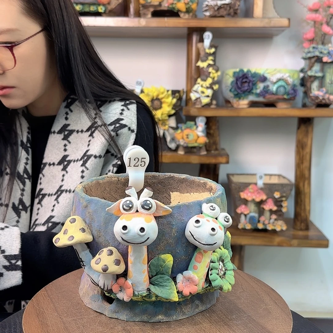 口径16.5左右，外高13.5左右.