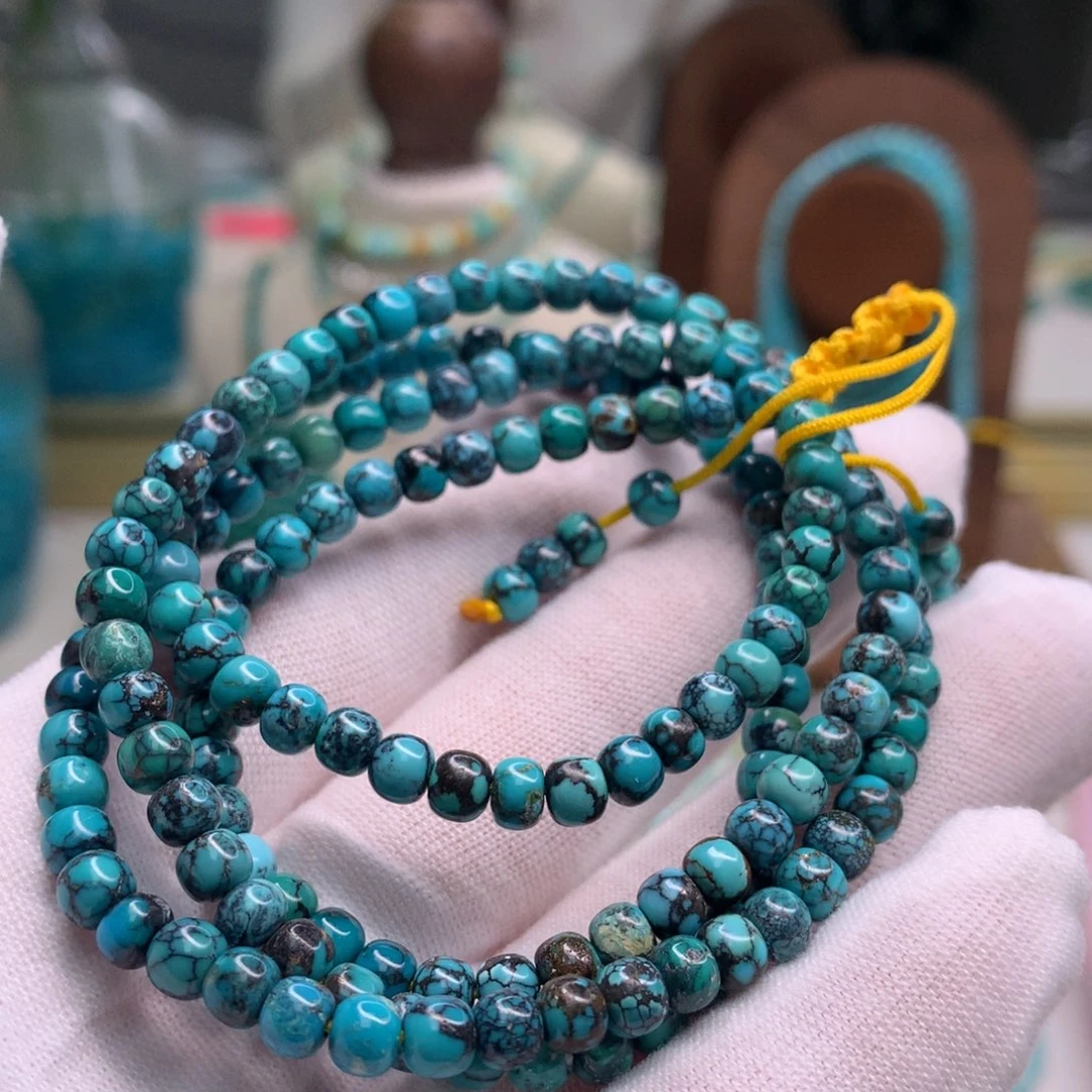 绿松石未镶嵌饰品