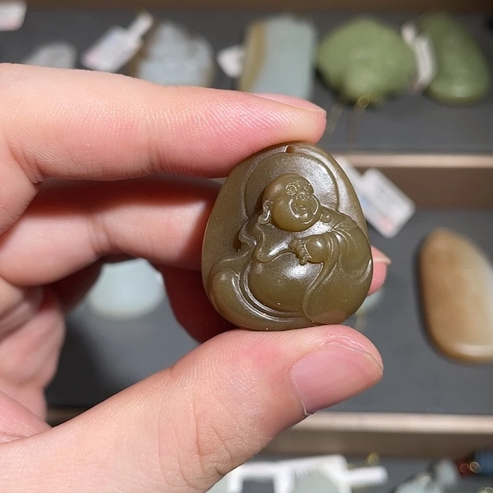 和田玉（糖玉）未镶嵌挂件