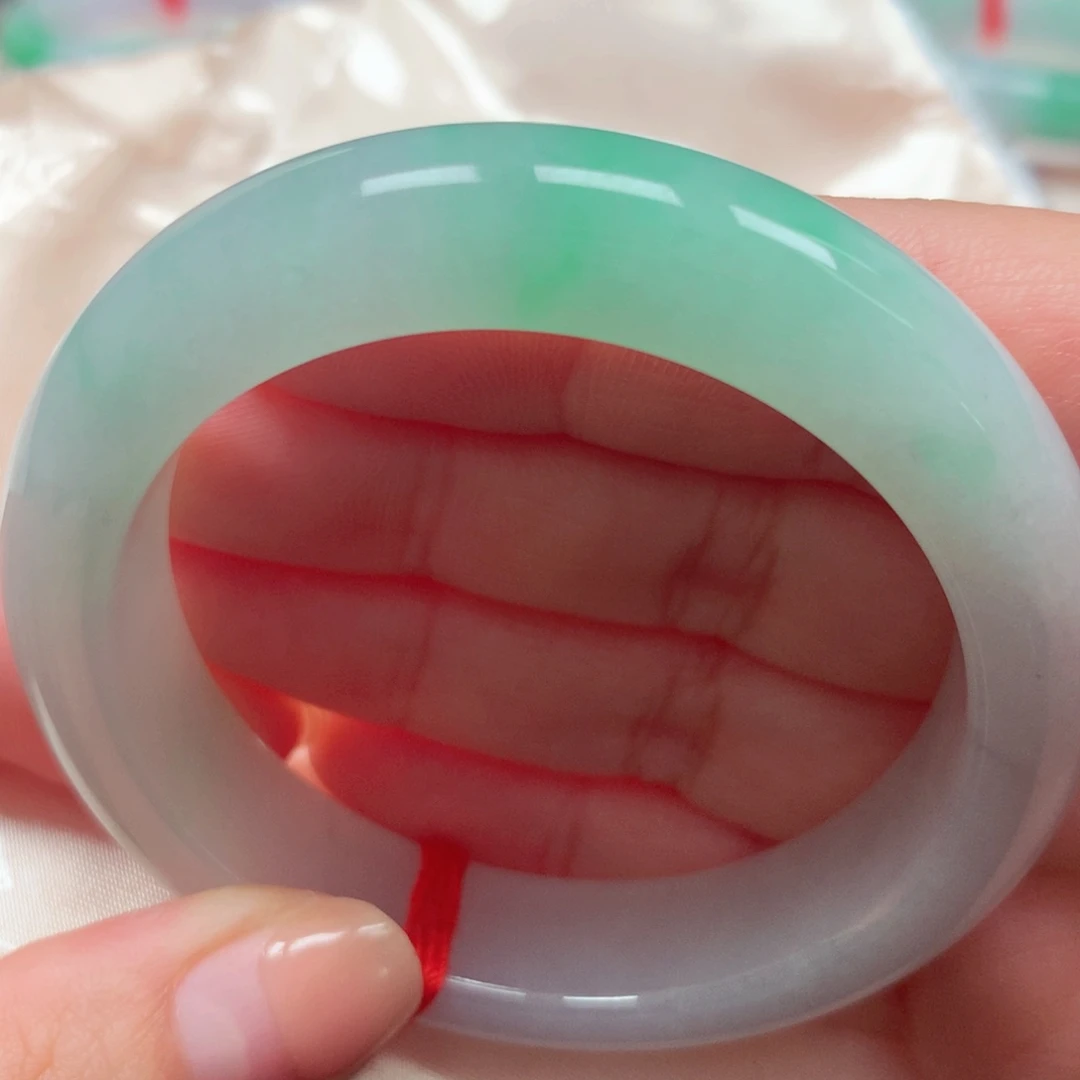 翡翠未镶嵌手镯27冰阳绿