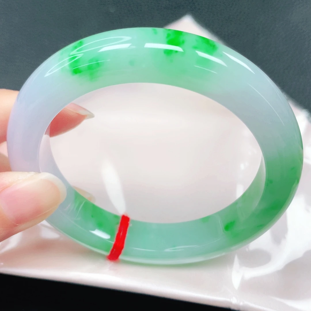 翡翠未镶嵌手镯56圈