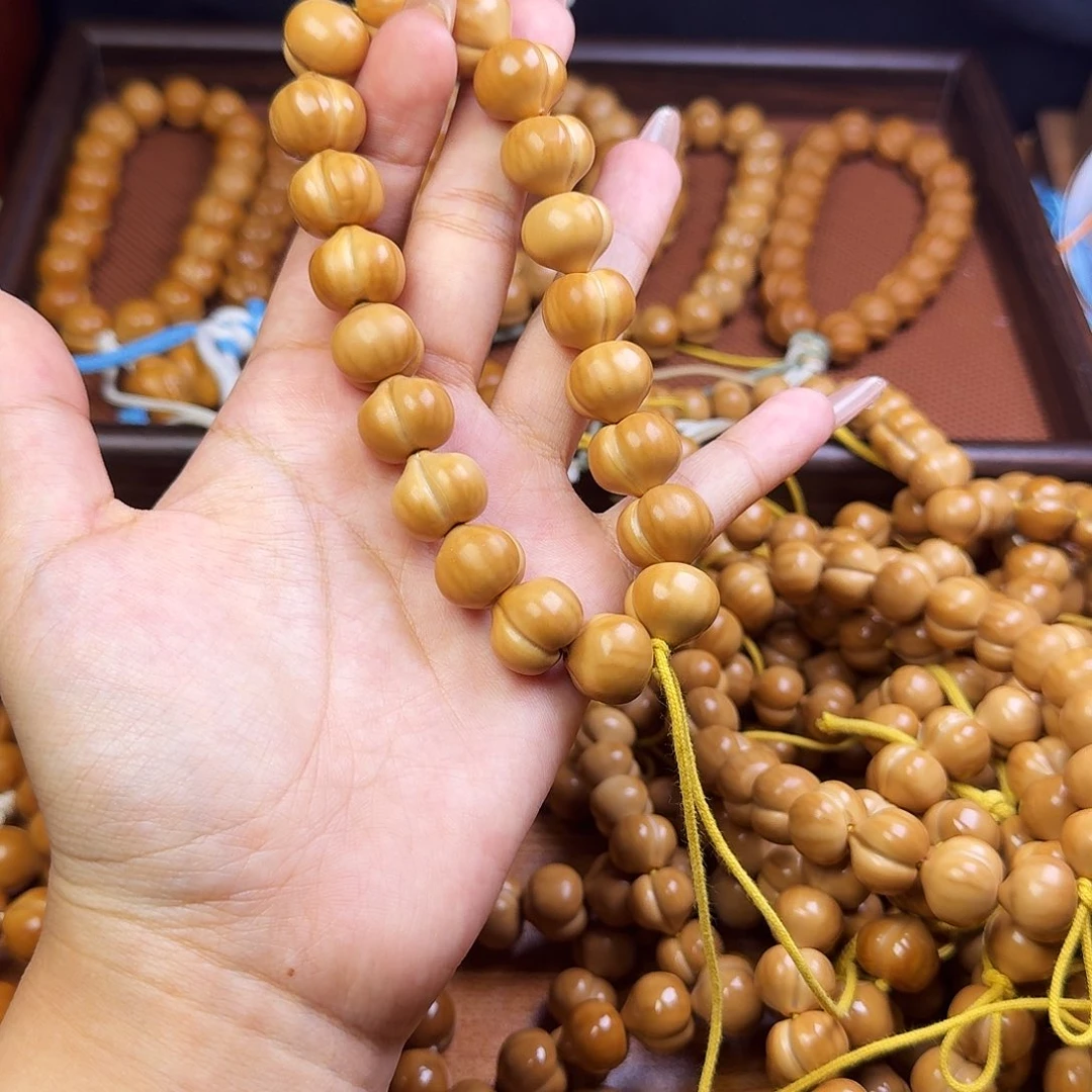 吊坠猴头核桃屁桃