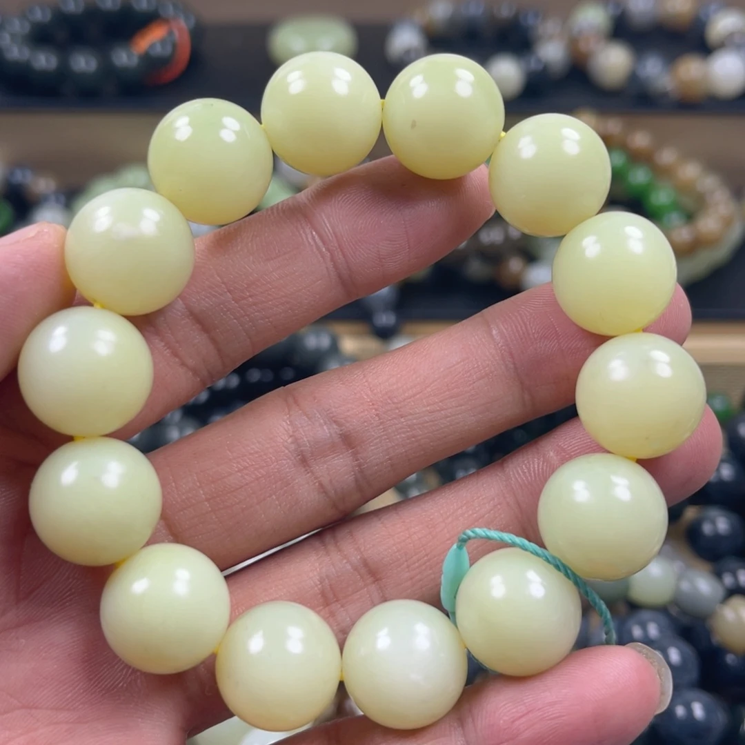 和田玉手串未镶嵌