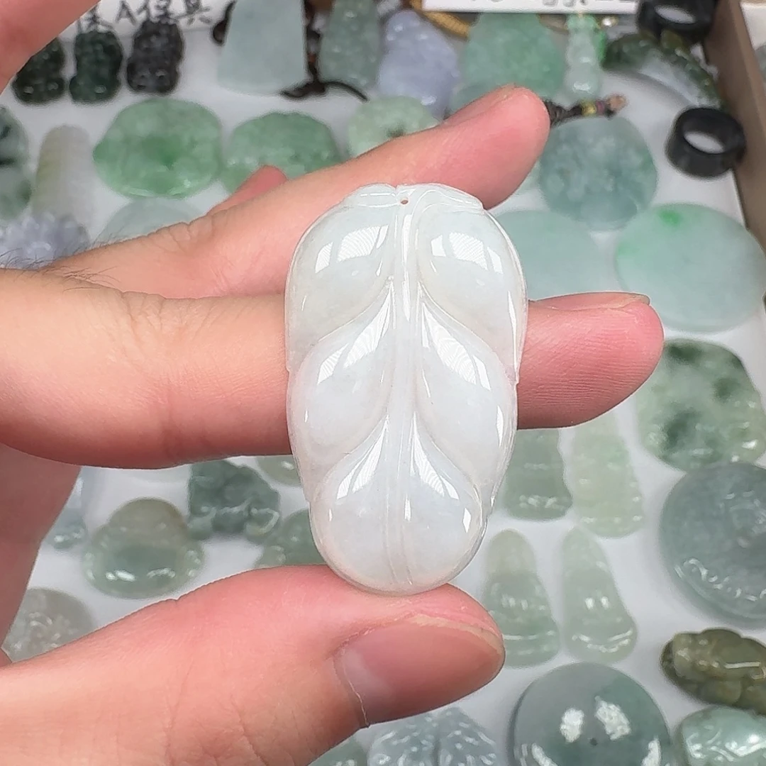 翡翠未镶嵌颈饰天然翡翠