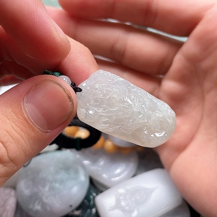 未镶嵌挂件翡翠小****粉翡翠