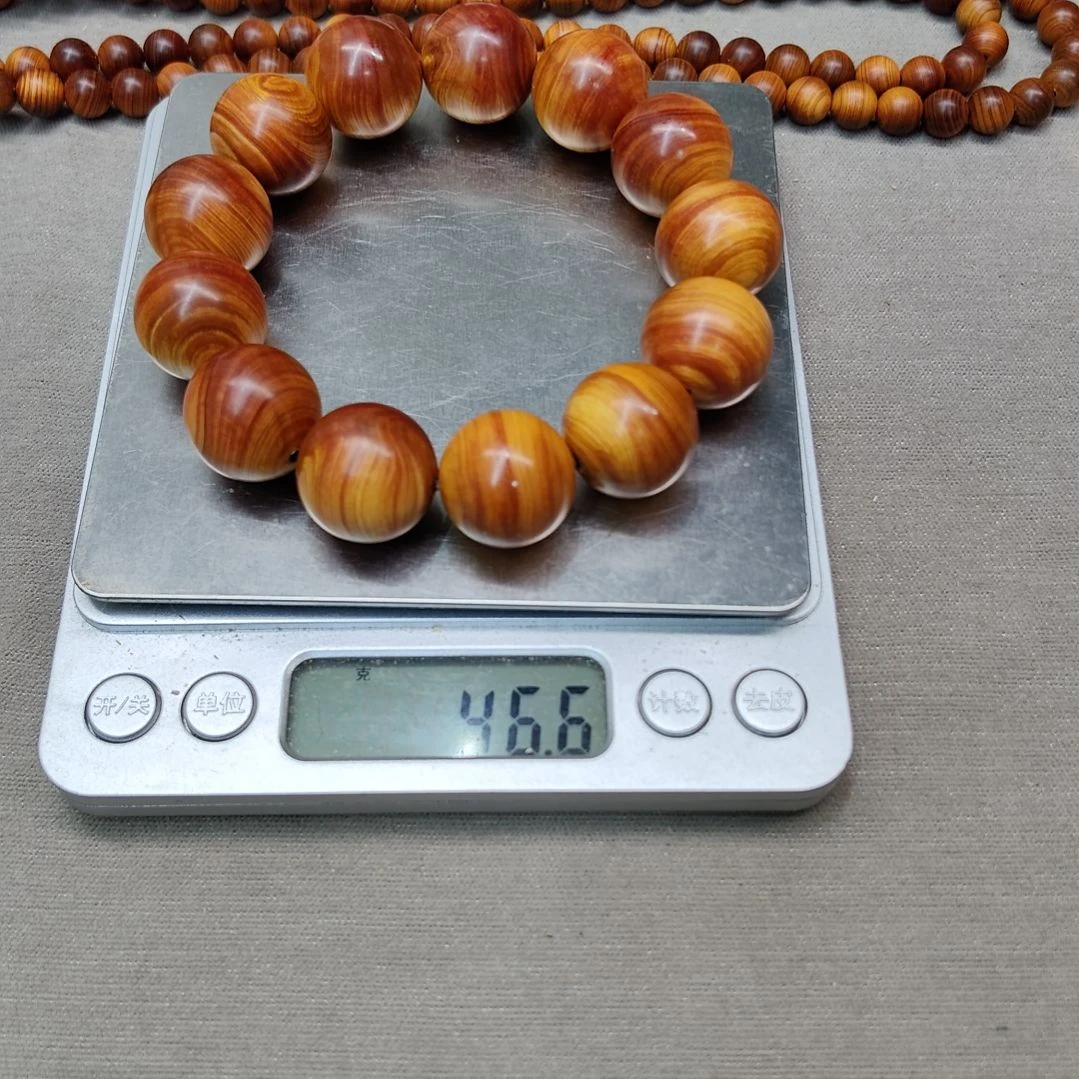 万***利1.8红油玉华太行崖柏。。。