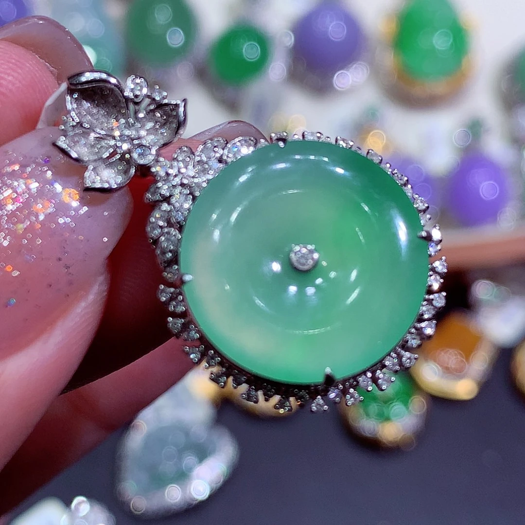 翡翠18K金镶嵌吊坠(不含链)