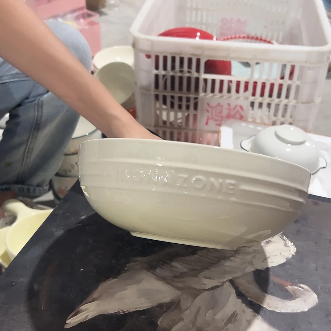 瓷片摩登白色碗8寸一个微瑕