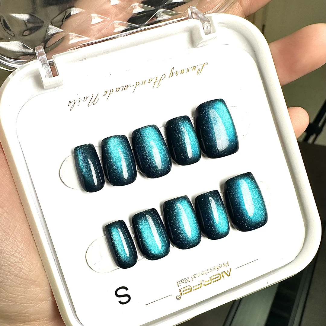【蓝宝石猫眼】纯手工高级显白蓝色猫眼渐变百搭简约短款穿戴甲