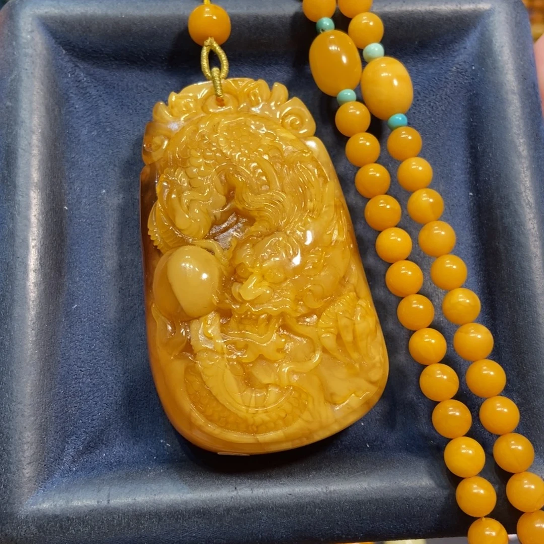琥珀颈饰未镶嵌蜜蜡