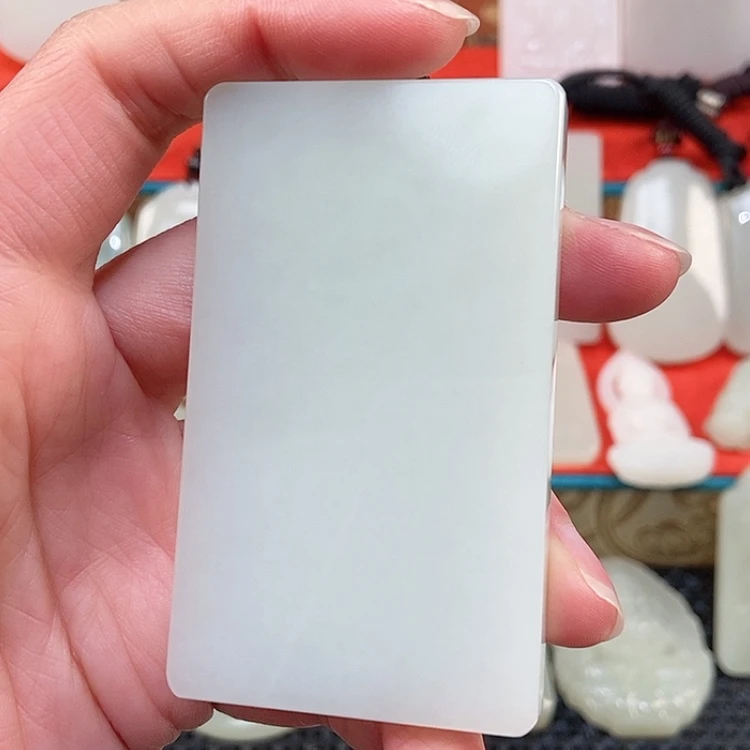 【闪购商品】颈饰未镶嵌和田玉赫*