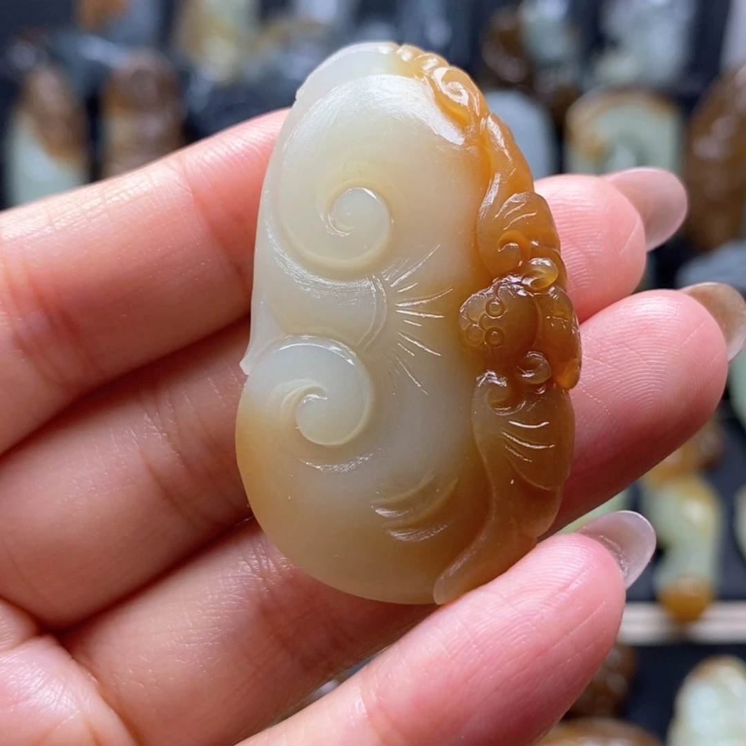 和田玉未镶嵌挂件