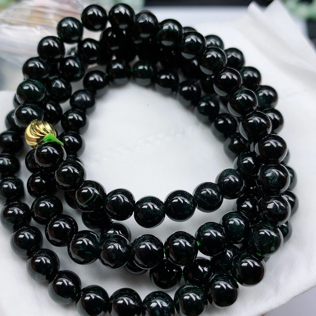 翡翠颈饰未镶嵌手串