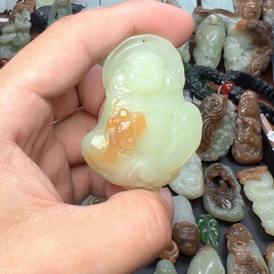 和田玉未镶嵌挂件